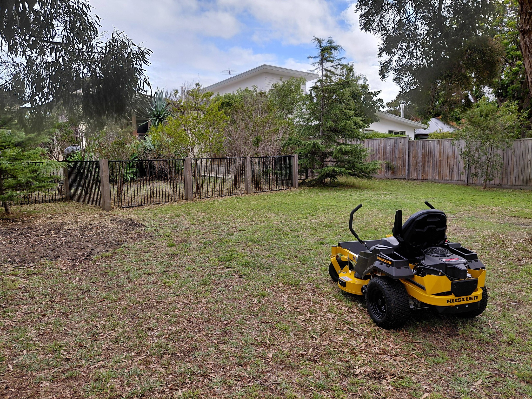Lawn mowing Geelong