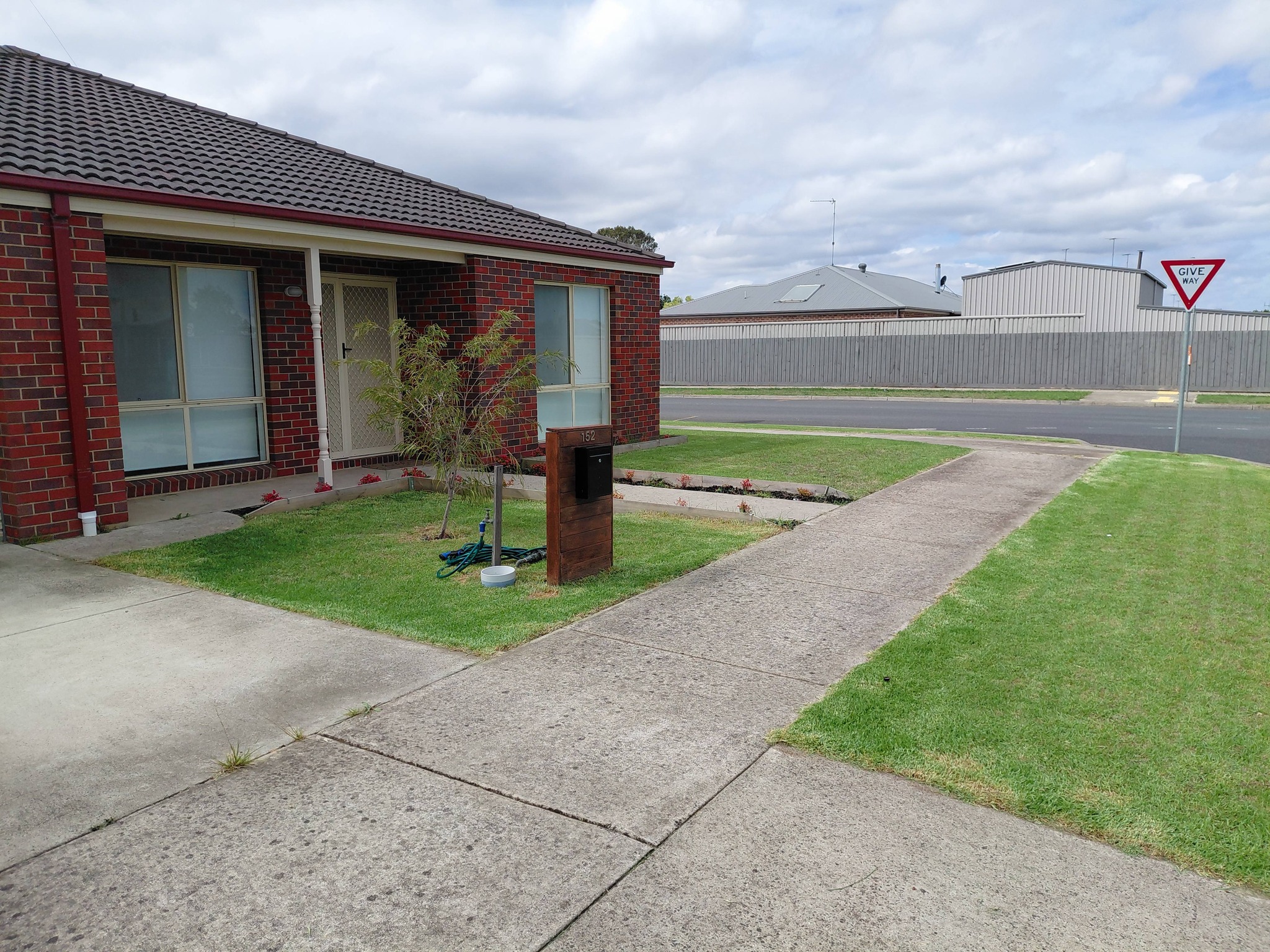 Lawn mowing Geelong job 1 completed